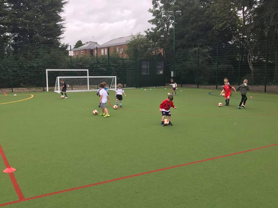 Providing all children with the ultimate football experience - SoccerstarsUK